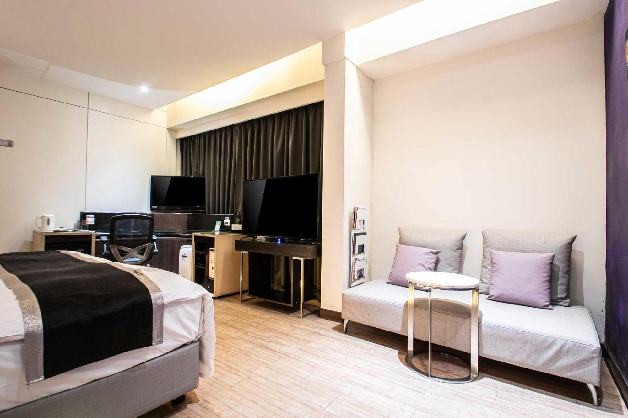 168 Motel-Hsinchu Bagian luar foto